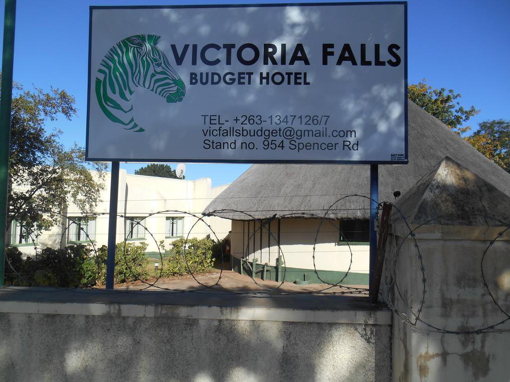 Victoria Falls Budget Hotel Экстерьер фото